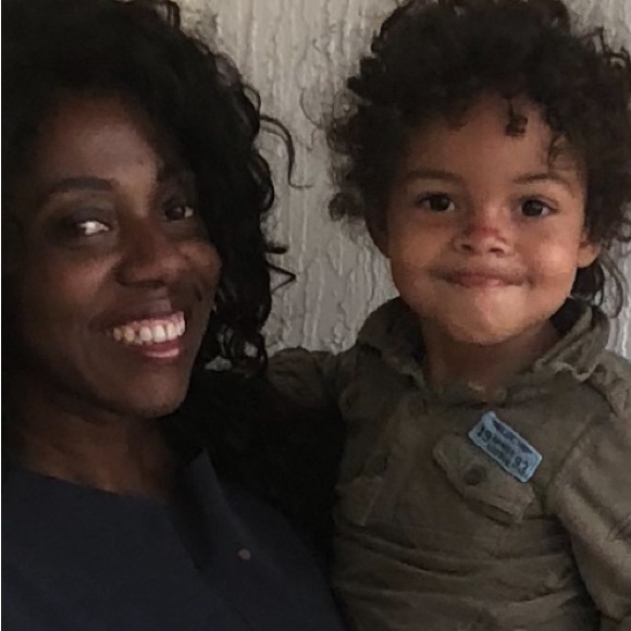 I'm Becca Alexis! Thanks for shopping my closet! - Picture 11 of 13